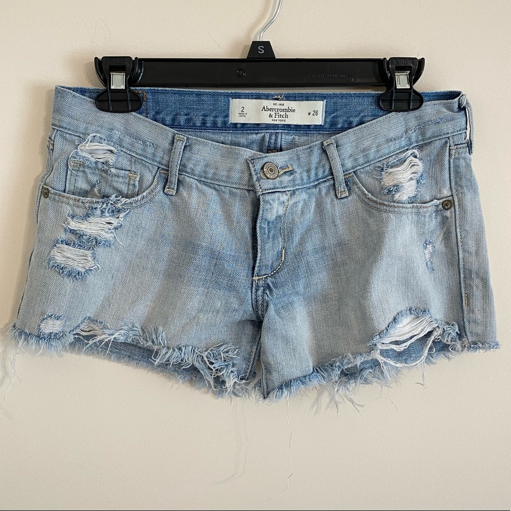Abercrombie & Fitch Y2k Vintage look Low Rise Jean Shorts 26
